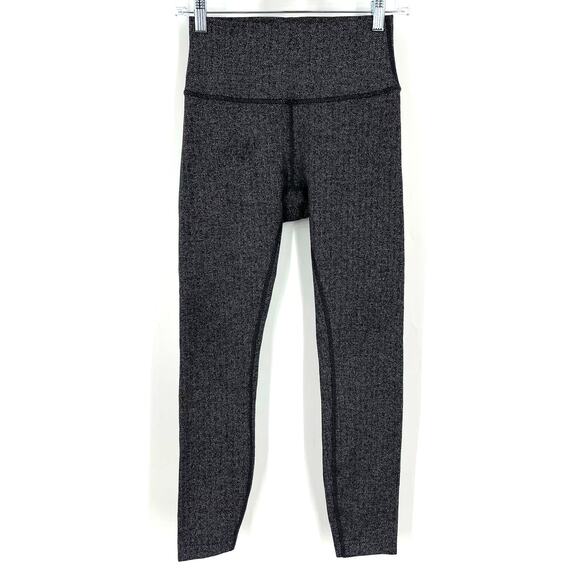 lululemon athletica Pants - Lululemon Wunder Under Crop Legging Chevron Black White Size 6